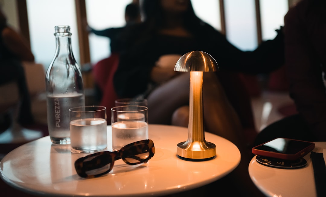 Photo rechargeable lamp